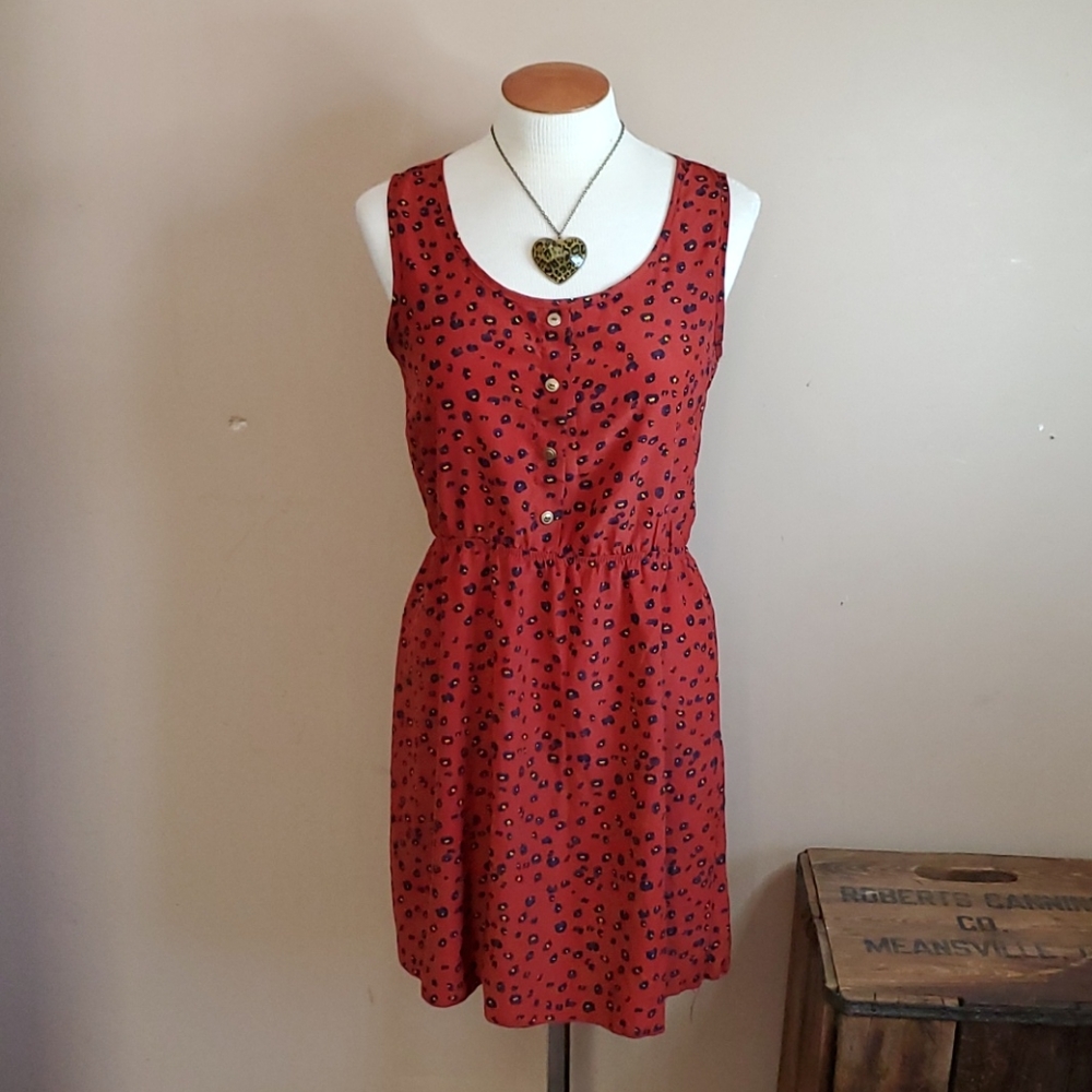 Edge rust spotted dress size medium